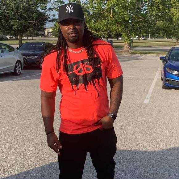 Profile Picture of Freddy Jeter (@freddyjeter) on Poshmark