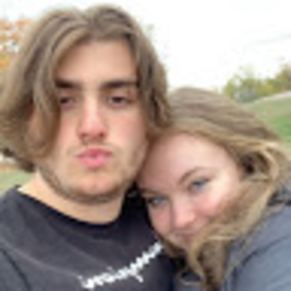 Profile Picture of David Rocchetti (@drocchetti2002) on Poshmark