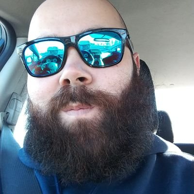 Profile Picture of Thomas Ledlow (@tomlowled) on Twitter