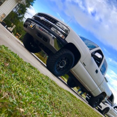 Profile Picture of Avery Dillon Cates (@AveryDillonCate) on Twitter