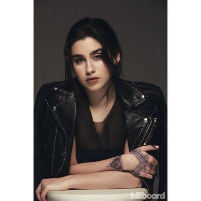 Profile Picture of LAUREN QUEEN (@DanyanBadillo) on Twitter