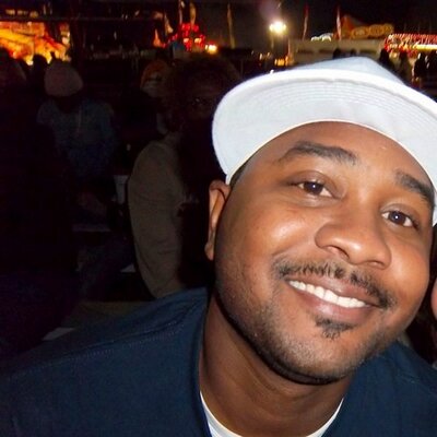 Profile Picture of myron barnes (@MyronBarnes) on Twitter