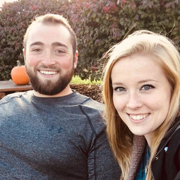 Profile Picture of Ashley Macbrien (@ashleymacbrien) on Poshmark