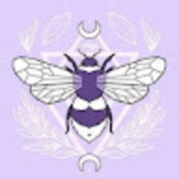 Profile Picture of Amber Cady (@cadyamber25) on Poshmark