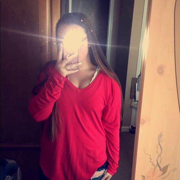 Profile Picture of Olivia Acker (@oliviaacker1) on Poshmark
