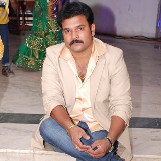 John Devaram - Facebook Profile Picture of John Devaram (@john.devaram.9) on Facebook