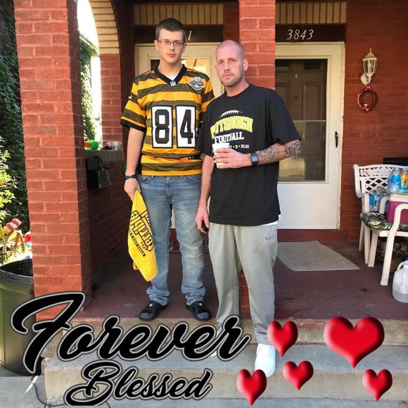 Profile Picture of Corey Smith (@412corey) on Poshmark