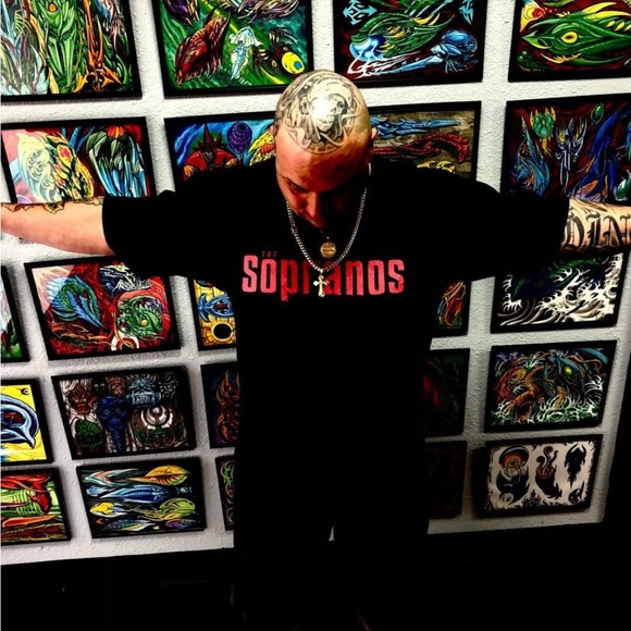 Profile Picture of Dino Dino (@los_din0) on Poshmark