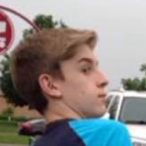 Profile Picture of Sam Dreaden (@samdreaden) on Poshmark