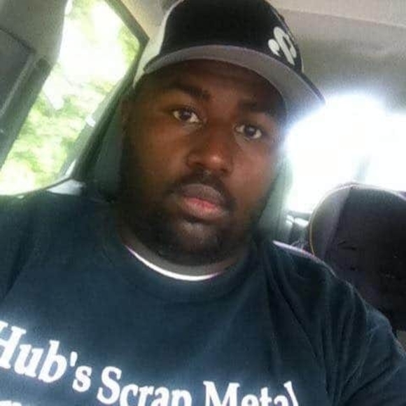 Profile Picture of Joshua Grissom (@grissomjoshua71) on Poshmark