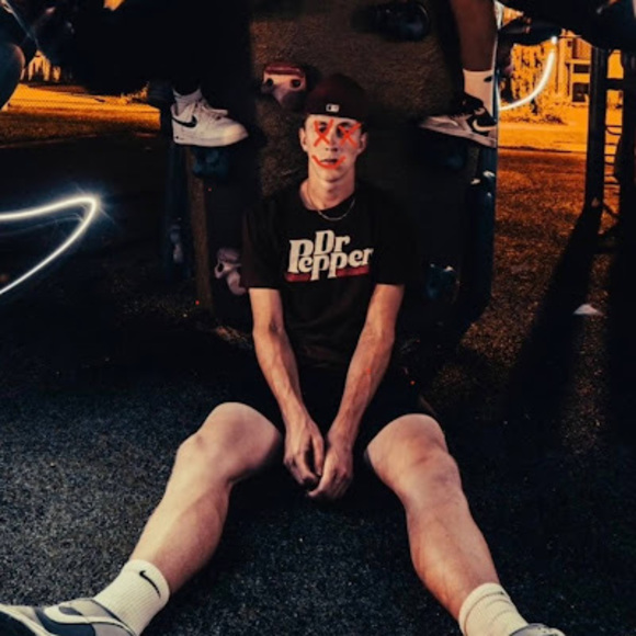 Profile Picture of Christian Schaible (@christianschaib) on Poshmark