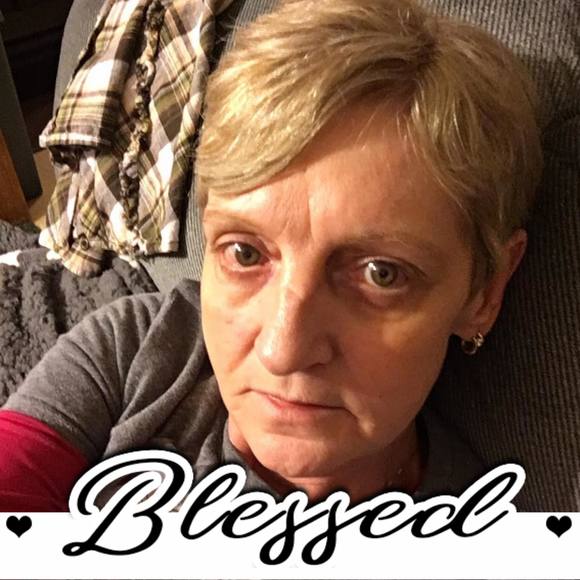 Profile Picture of Pamela Adkins (@pamela_adkins) on Poshmark