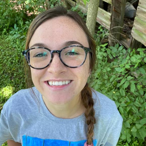 Olivia Sheridan - Poshmark Profile Picture of Olivia Sheridan (@livsheridan) on Poshmark