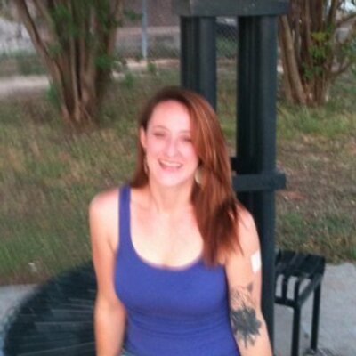 Profile Picture of Jennifer Curtis (@jennyonwheels) on Twitter