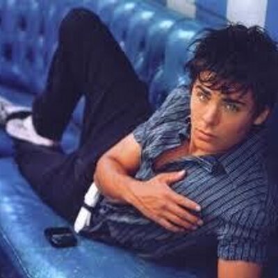 Profile Picture of Moises Escobar (@moisesescobar8) on Twitter