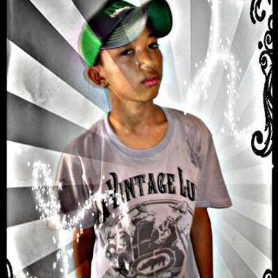 Profile Picture of David Olesh (@putra_rasta10) on Twitter