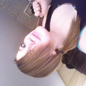 Profile Picture of Amber Oakes (@amburrr69) on Myspace