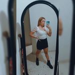 Profile Picture of Astrid Lara (@astriddanaee) on Instagram