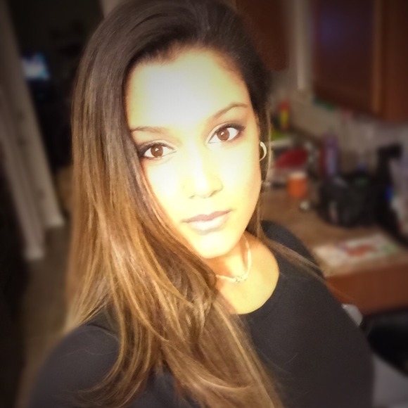 Profile Picture of Jacqueline Godber (@jab87) on Poshmark