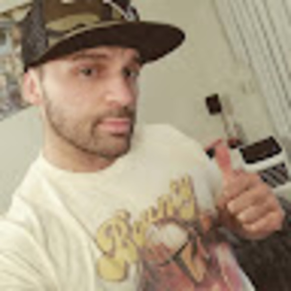 Profile Picture of Travis Moody (@nbplaya316) on Poshmark