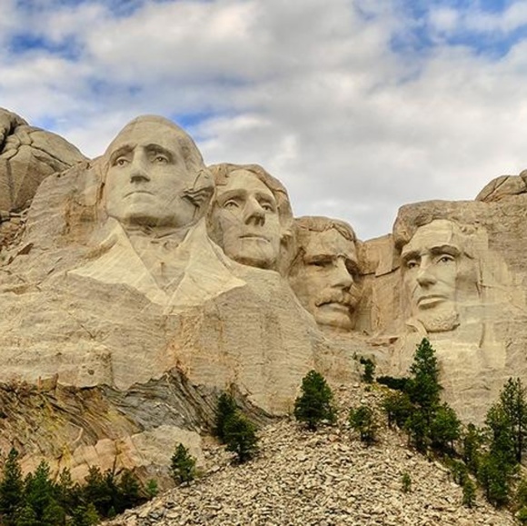 Profile Picture of Lucia Canales (@cj1989_) on Poshmark