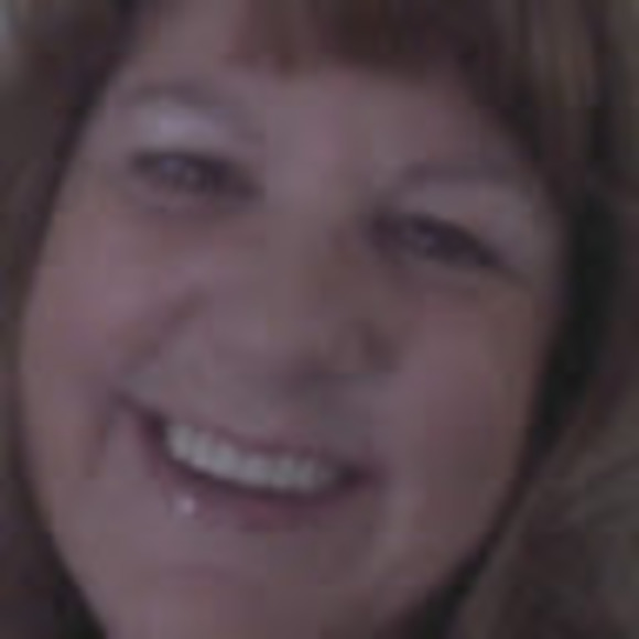 Fletcher Laurie - Poshmark Profile Picture of Fletcher Laurie (@fletcherlaurie) on Poshmark