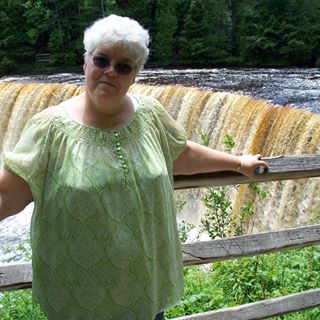 Profile Picture of Betty Charlet (@keith.charlet.9) on Facebook