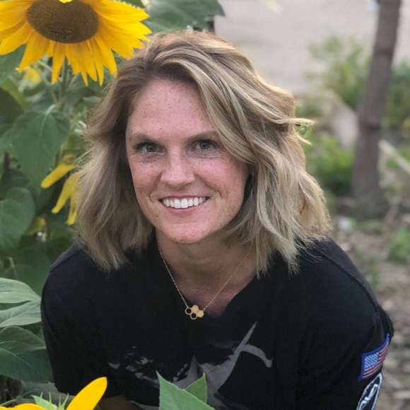 Profile Picture of Casey Masek (@clmasek) on Poshmark