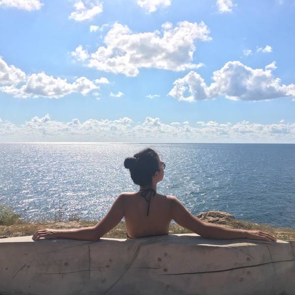 Profile Picture of Katerina Koeva (@cheethos) on Poshmark