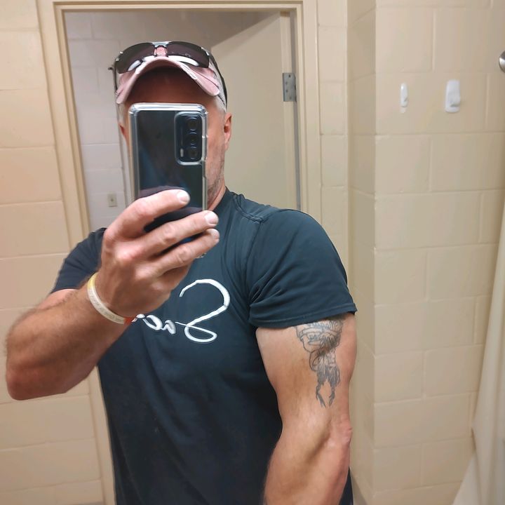 Profile Picture of JC Duramax diesel (@jasoncoute) on Tiktok