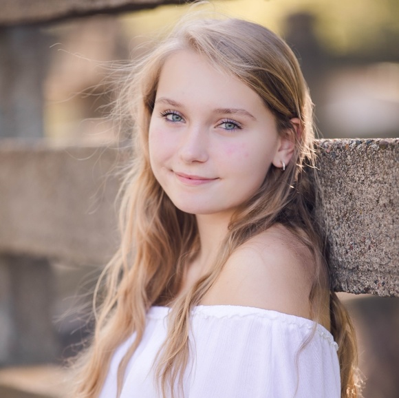 Profile Picture of Camille Reger (@cregerl) on Poshmark
