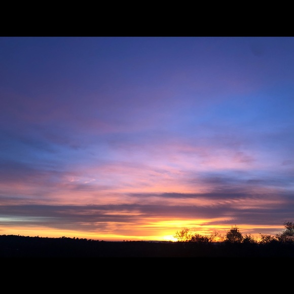 Profile Picture of Samantha Baio (@samanthabaio) on Poshmark