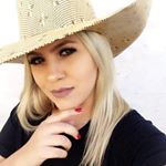 Profile Picture of Déborah Costa (@deborahcostaofc) on Instagram