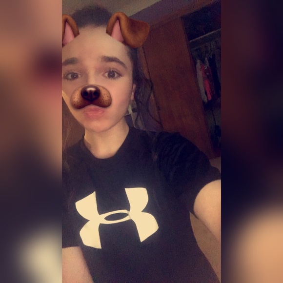 Profile Picture of Kaylyn Demoulin (@kaylyn_020) on Poshmark