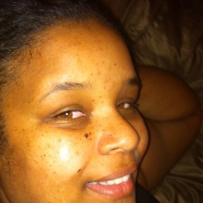 Profile Picture of Tanisha (@tanisharowe) on Twitter