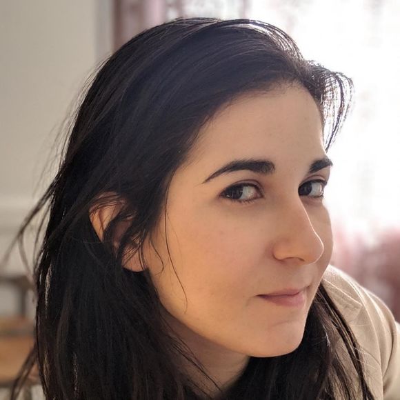 Profile Picture of Yasmin Kashani (@sykashani) on Poshmark