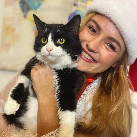 Profile Picture of Jamie Dillon (@jamie_dillon) on Poshmark