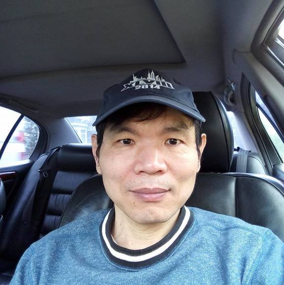 Profile Picture of Michael Lin (@micklin135) on Poshmark