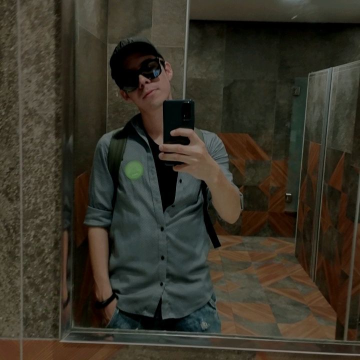 Profile Picture of John.SD (@@john.sd) on Tiktok