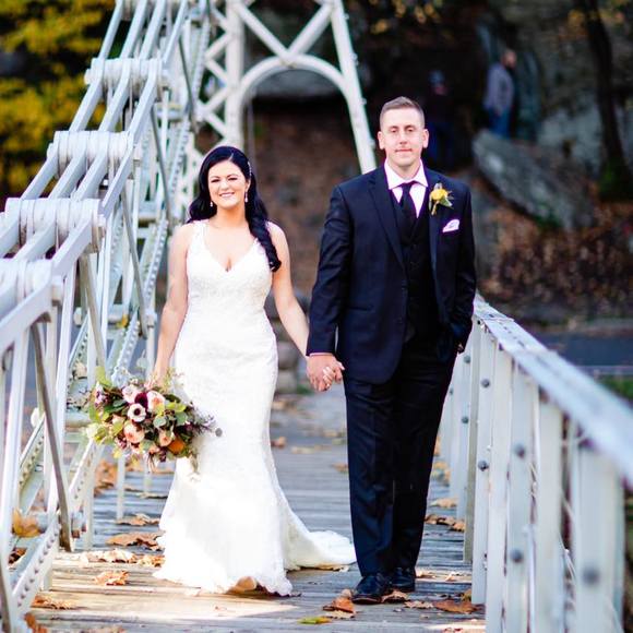 Profile Picture of Dominique Ruggiero (@dr636810) on Poshmark