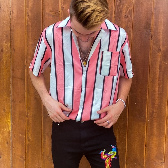 Profile Picture of Cain Sivik (@cain_sivik) on Poshmark