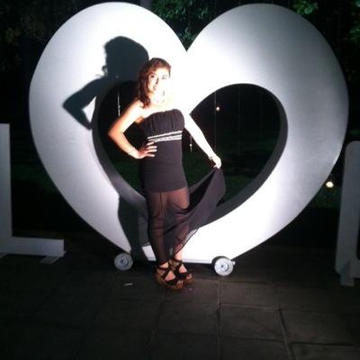 Profile Picture of Victoria Zaragoza (@@_VictoriaZ) on Twitter