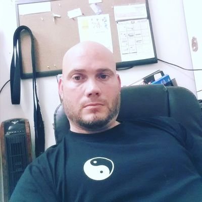 Profile Picture of Nate Barnard (@nate197878) on Twitter