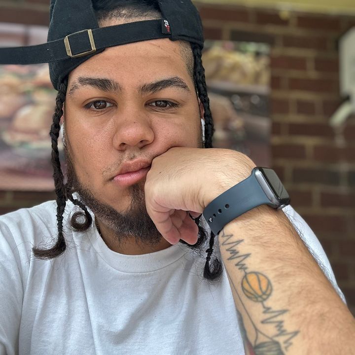 Profile Picture of Kevin Rivera (@kevinlebron98) on Tiktok