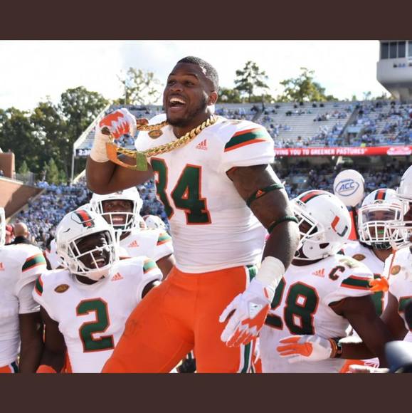 Profile Picture of Charles Perry (@charles_perry) on Poshmark