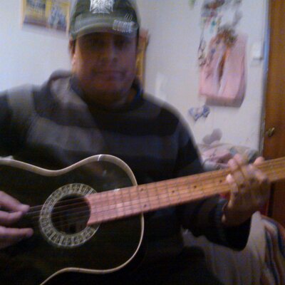 Profile Picture of Jose Rivera Ureta (@AlejoUreta77) on Twitter