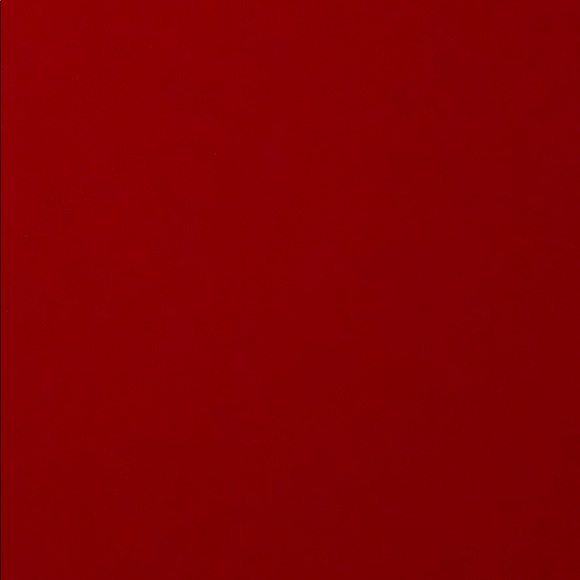 Gabby Desborough - Poshmark Profile Picture of Gabby Desborough (@gdesborough10) on Poshmark