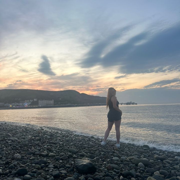 Profile Picture of Alexandra ✌️ (@alexandradecu4) on Tiktok