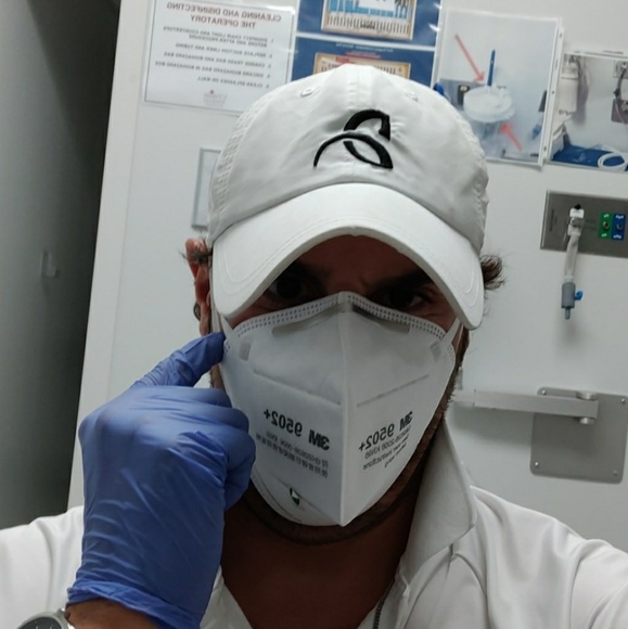 Profile Picture of Mauricio Duenas (@azzurimaury11) on Poshmark