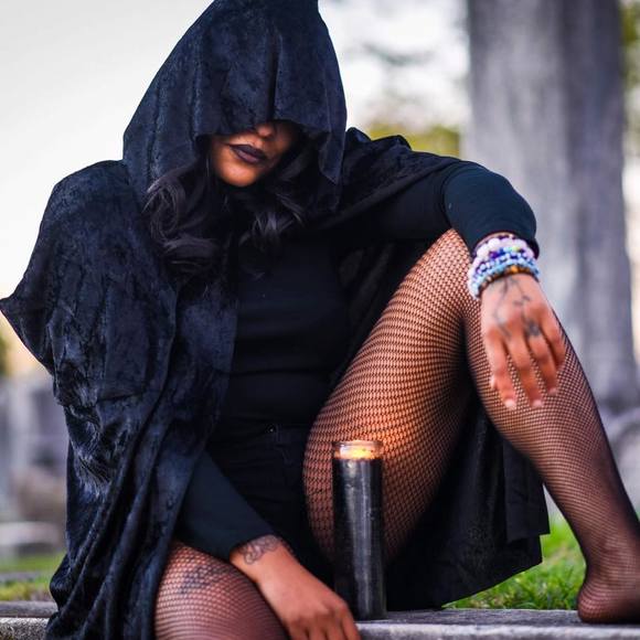 Profile Picture of Athena Alexander (@strawberry2281) on Poshmark